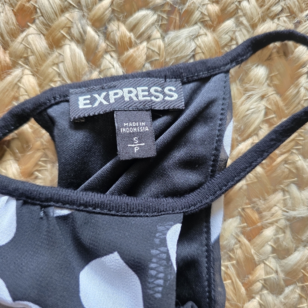 Express | Black and White Hearts Halter Tank Sm - Picture 2 of 11
